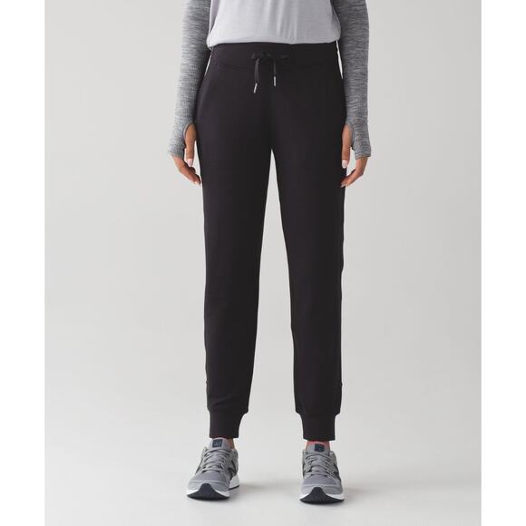 Lululemon Women’s Black Ready To Rulu Jogger Pants 28” Size 10 Stretch Yoga - Picture 7 of 7